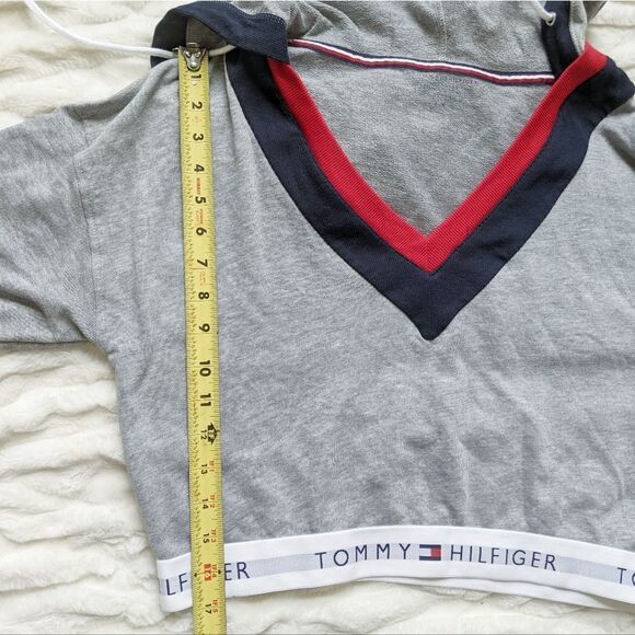 Tommy Hilfiger Cropped hoodie sweatshirt sz L - Picture 10 of 11